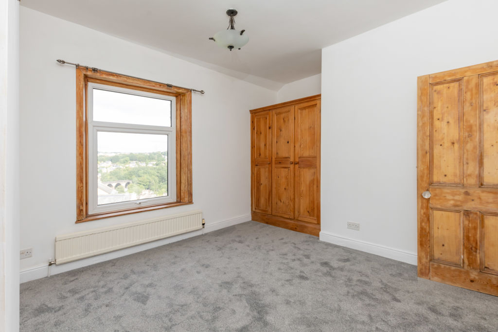 Woodside View